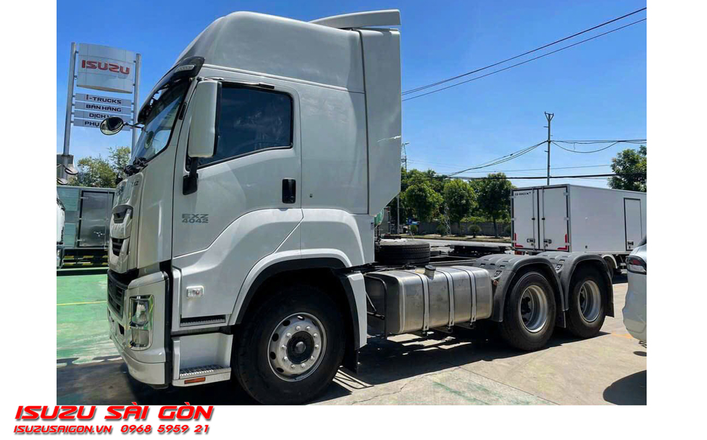 Đầu Kéo Isuzu 420 Hp 3